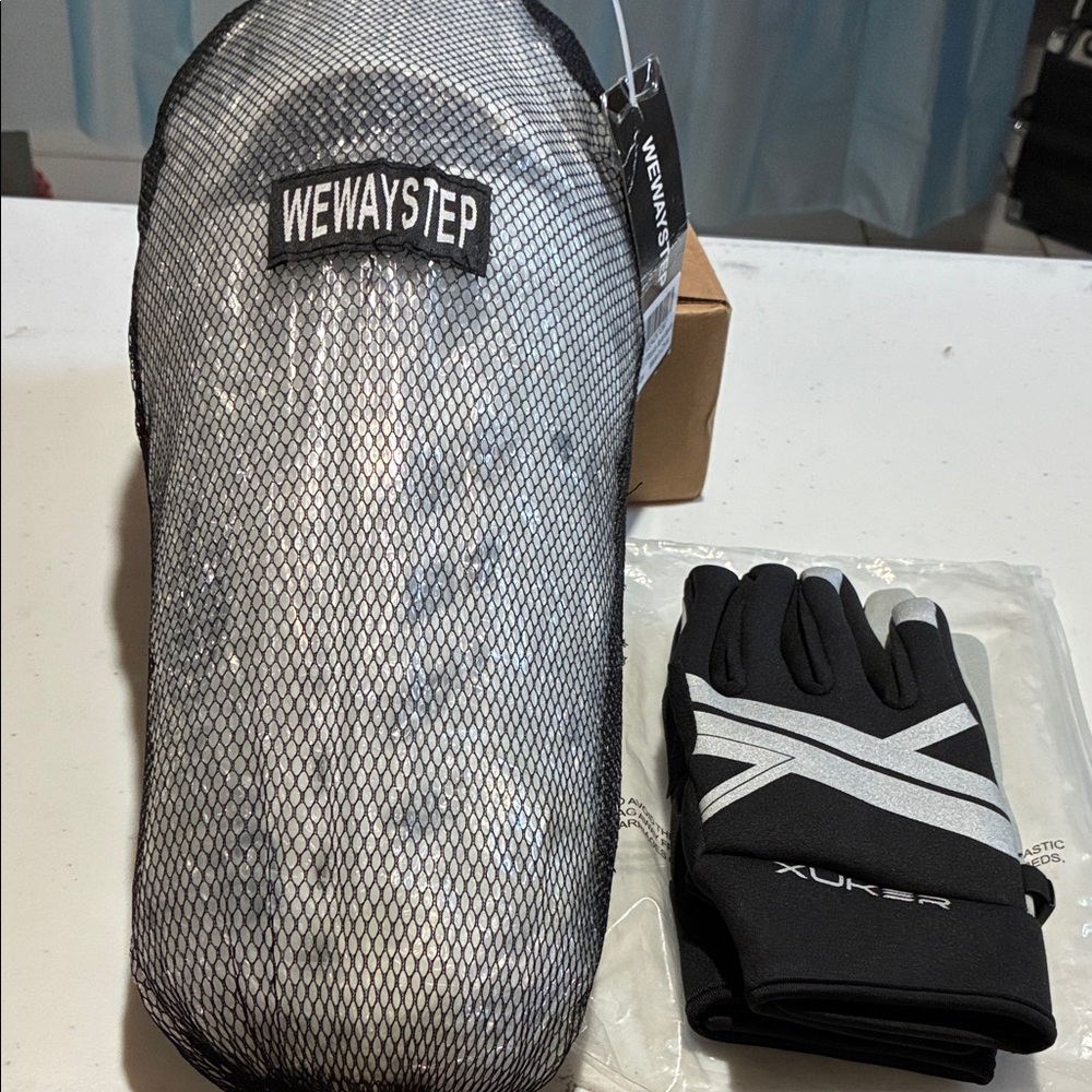 Black and Gray Men's Accessories Set